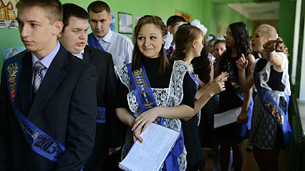 Кириенко объявил о старте проекта для старшеклассников с призовым фондом до 1 млн рублей
