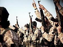 Отряды ИГ стягиваются к сирийской границе