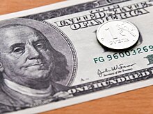 Экономист не исключил искусственного влияния на курс рубля