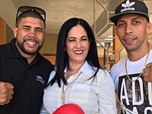 Хулиганы Хуанма и тренер Васкеса пришли в школу вдохновлять подростков — фото