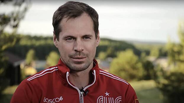 Лыжник Устюгов одержал победу в гонке на 70 километров на чемпионате России