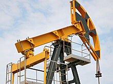 Нефть дорожает в среднем на 2%