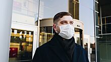 Вирусолог посоветовала носить маски в общественных местах