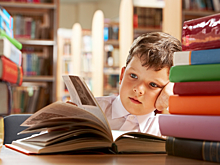 Почему не надо сажать детей за уроки на каникулах