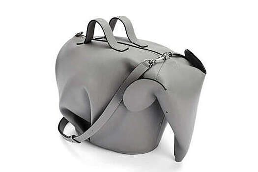 Испанский бренд создал дамскую сумочку в уникальной форме