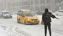 "Яндекс.Такси" отказался от функции отложенного заказа машины в Москве