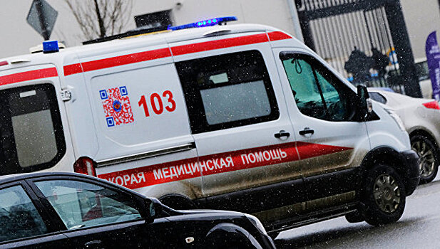 В Новой Москве произошел сбой в работе лифта, пострадали женщина и ребенок