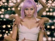 Опубликован новый сезон «Черного зеркала». Стоит ли его смотреть?