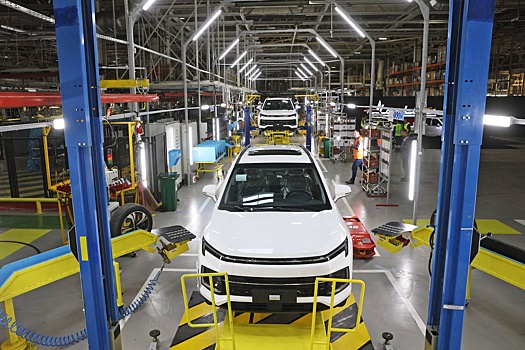 Директор по производству "Москвича" Масляков: Renault ничего не оставила на заводе