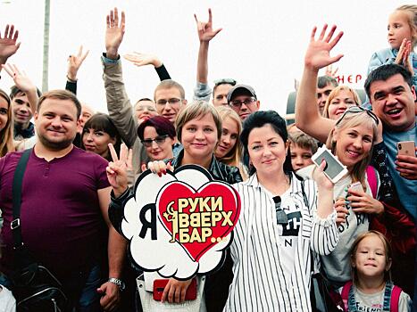 Солист «Руки Вверх!» Сергей Жуков накормил пельменями жителей Краснодара