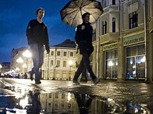 Стена дождя надвигается на Москву