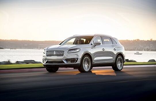 Lincoln Nautilus подвергается массовому отзыву из-за сбоя программного обеспечения