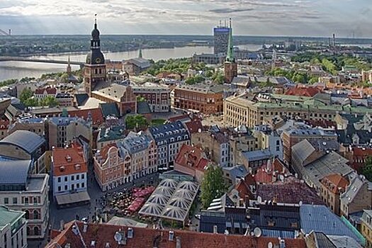 Латвийский депутат возмутился русофобией в Риге