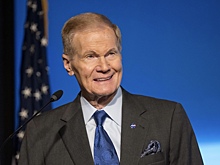 NASA пообещало опередить Китай на Луне