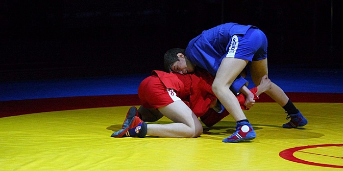 Школьники из Вешняков стали победителями и призерами городских соревнований по боевому самбо