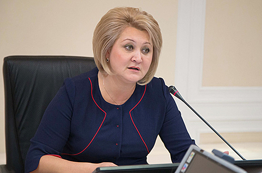 Гумерова заявила о важности соблюдения принципа прозрачности оплаты труда педагогов