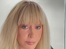 Алла Пугачева прервала молчание после отъезда из России