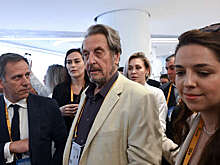 Бизнесмен Эррол Маск заявил, что отправился в Россию не раздумывая