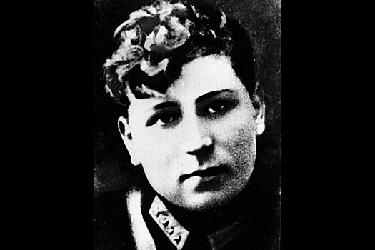 Единственная в истории: 80 лет назад летчица Зеленко пошла на таран