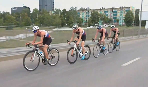 Более 450 велогонщиков приняли участие в заезде CyclingRace в Можайске