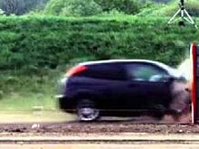 200 км/ч: переживет ли водитель такую аварию