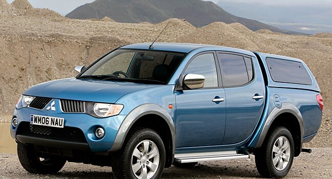 15 японских автомобилей для семейных поездок