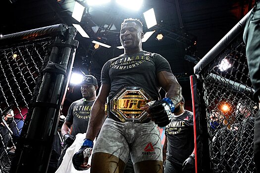 Фрэнсис Нганну — Сириль Ган, UFC 270, когда бой, во сколько начало, где смотреть, прогнозы и ставки, какой канал покажет