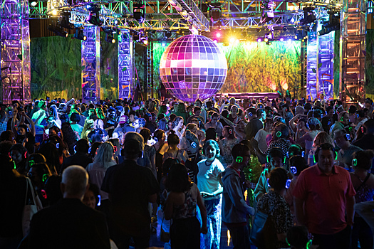 Беспроигрышные ремиксы: В чем секрет популярности диско