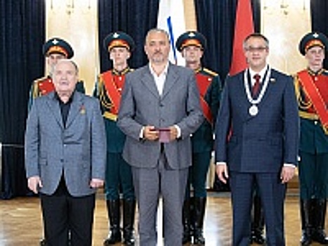 Мосгордума наградила журналистов ТАСС юбилейной медалью