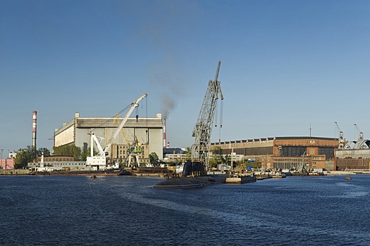 Новый плавучий док для вывода атомных подлодок построят на Севмаше