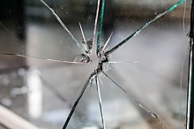 Из подъезда жилого дома в 1-ом Грайвороновском проезде убрали разбитое стекло – «Жилищник»