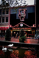 30 жастан асқан әйелдер бейнеленген орыс порно