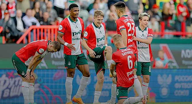 Ещенко о «Локомотиве»: «Ухудшение результата связано с тем, что команда молодая. Одного Баринова не хватает на все линии, нужны опытные игроки»