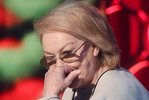 Брыльска расплакалась, узнав о смерти Мягкова