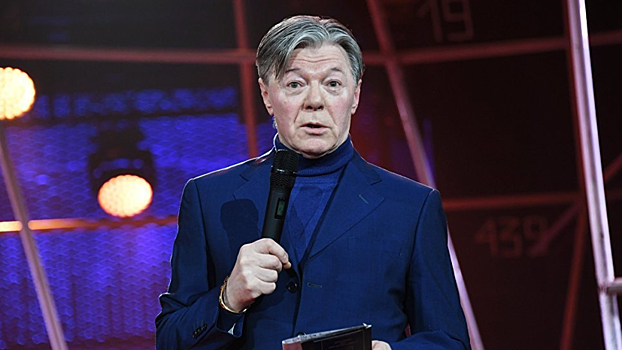 В «Ленкоме» назвали ерундой разговоры о госпитализации Збруева