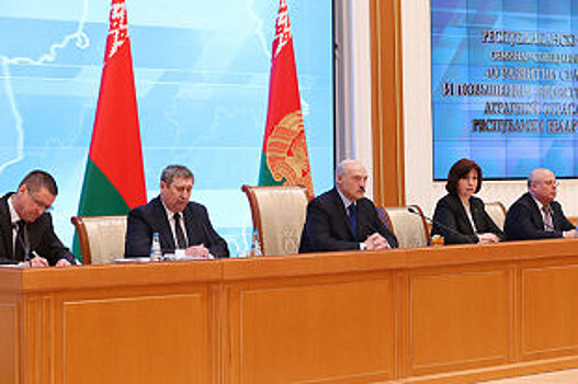 Лукашенко призвал осовременить систему идеологической работы в Беларуси