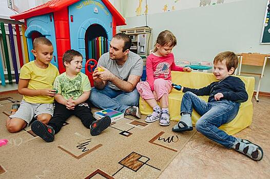 Лучший воспитатель Кубани: Детский сад – это и мужская работа