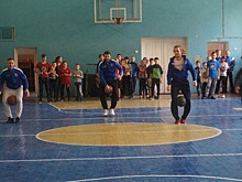 Игроки ХК «Рязань» провели урок физкультуры в детском доме