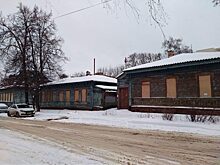 В Орле расселённые дома начали спасать от бомжей