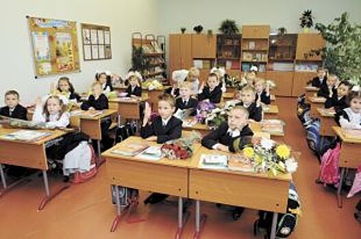 Родители боятся не успеть записать детей в первый класс