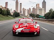 Версия Porsche 911 RSR получила новую ливрею