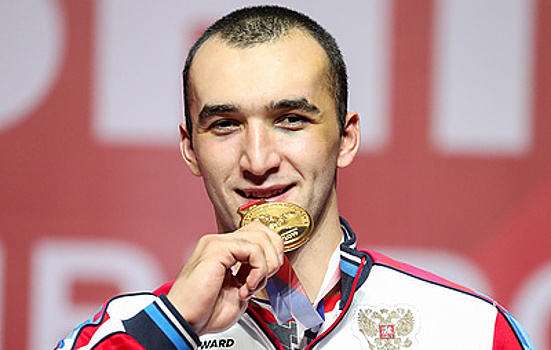 Чемпионы мира по боксу из России получат по 5 млн рублей и автомобили