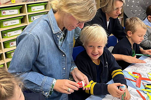 Ксения Собчак показала, как проводит время с сыном в его школе