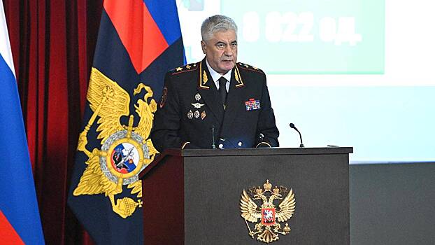 Колокольцев поздравил участковых полицейских с профессиональным праздником