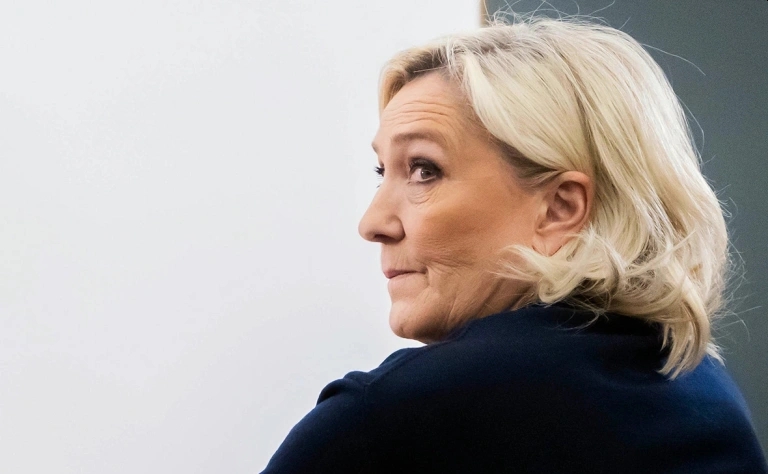 Марин Ле Пен признали виновной по делу о парламентских ассистентах