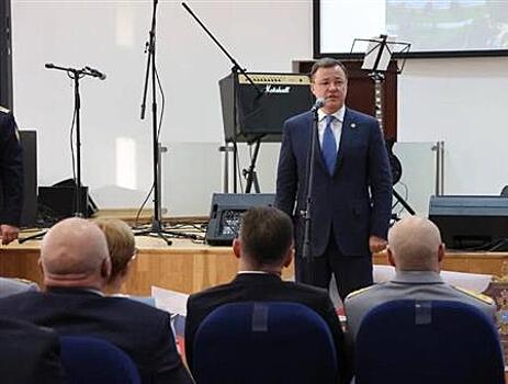 Дмитрий Азаров поблагодарил сотрудников ФСБ за вклад в обеспечение безопасности жителей региона и страны