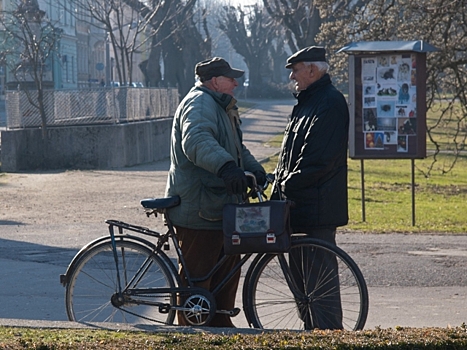 Реалии Украины: один работающий будет содержать нескольких пенсионеров