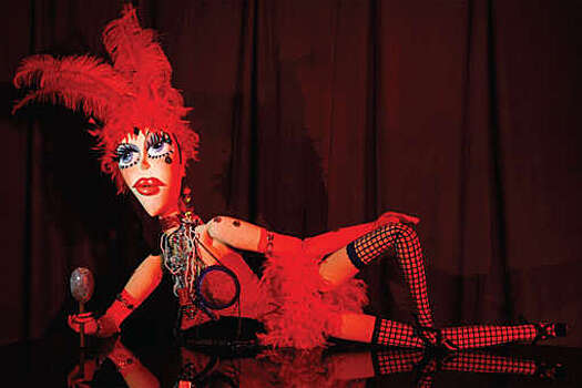 Раймонд Паулс удивился эротическому спектаклю с его музыкой в театре кукол