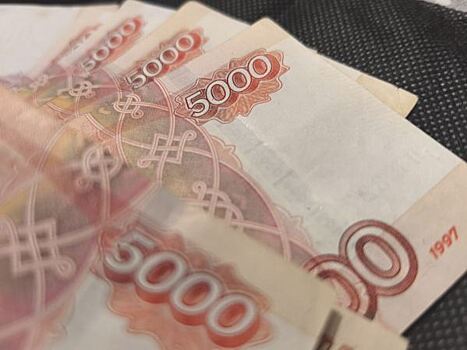 В Свердловской области средняя зарплата в рыбной промышленности превысила 80 тысяч рублей