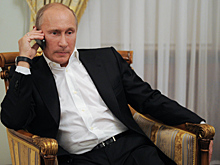 Американист: Звонком Путина Трамп заявил о намерении сотрудничать с Россией